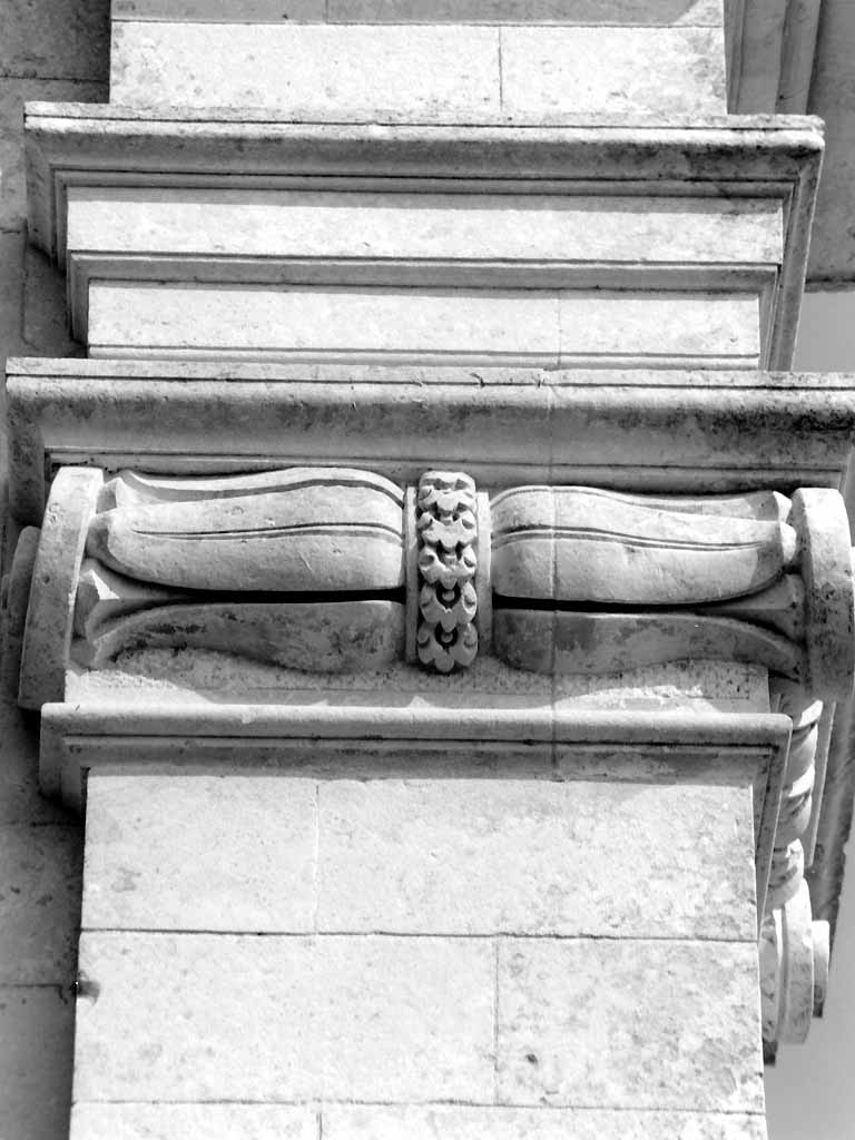 semicapitello - ambito salentino (sec. XVIII)