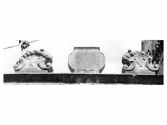 lapide celebrativa - ambito salentino (sec. XVIII)