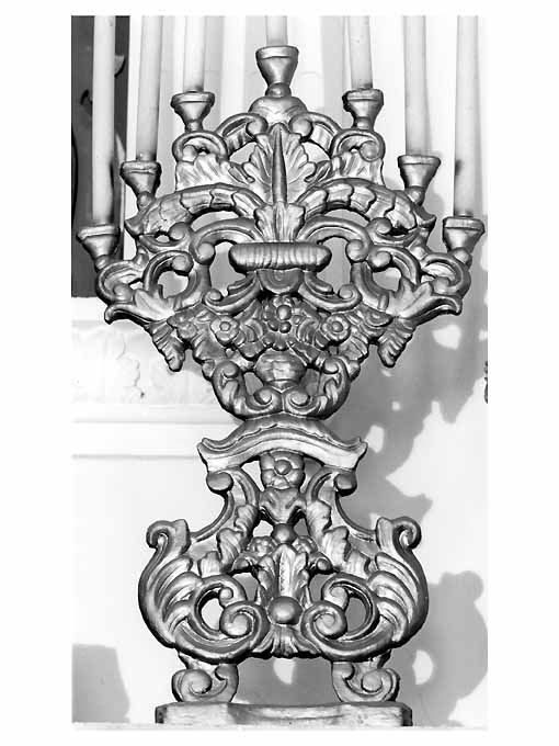 candelabro, serie - bottega salentina (fine/inizio secc. XIX/ XX)