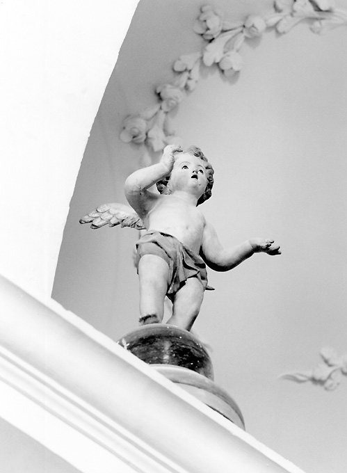 putto alato (statua) - bottega salentina (inizio sec. XX)
