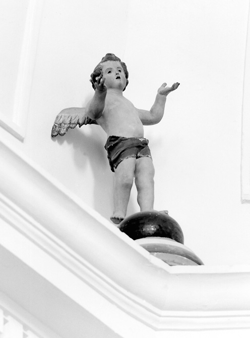 putto alato (statua) - bottega salentina (inizio sec. XX)