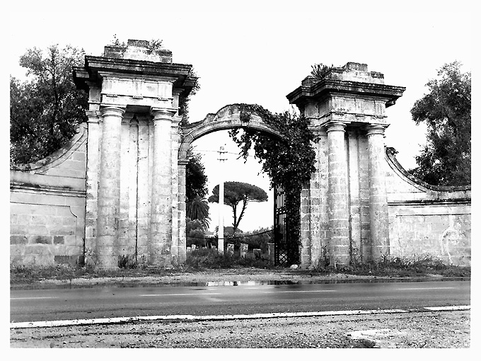 portale, opera isolata - ambito pugliese (secc. XVIII/ XIX)