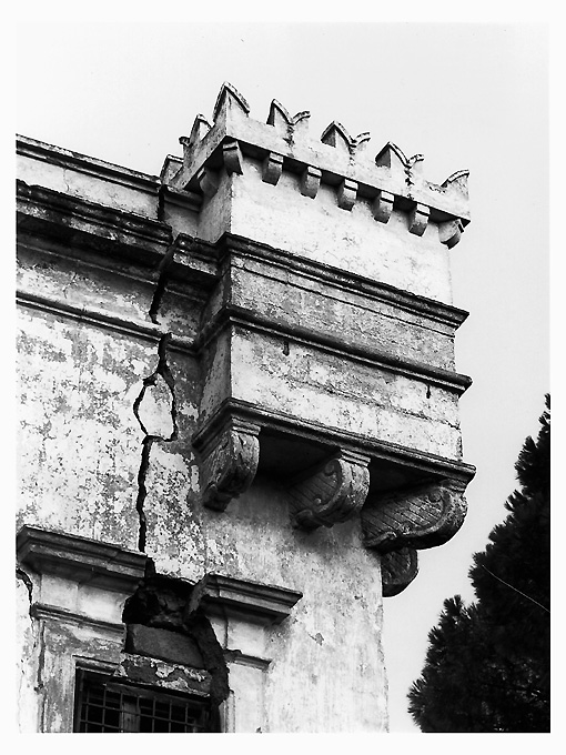 decorazione plastico-architettonica - ambito pugliese (secc. XVIII/ XIX)