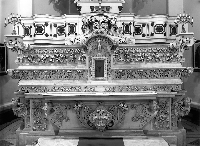 altare maggiore - ambito salentino (seconda metà sec. XVII)