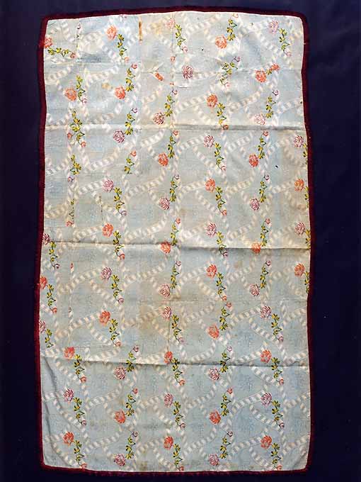 tovaglia, opera isolata - manifattura italiana (terzo quarto sec. XVIII)