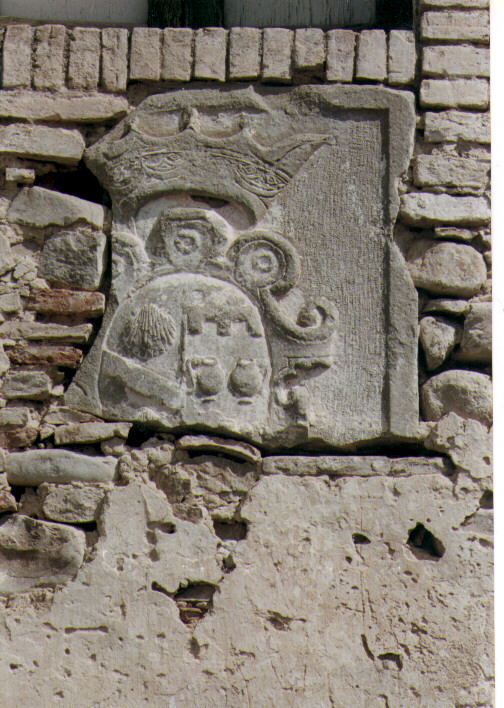 stemma gentilizio (rilievo) - ambito Italia meridionale (secc. XVI/ XVII)