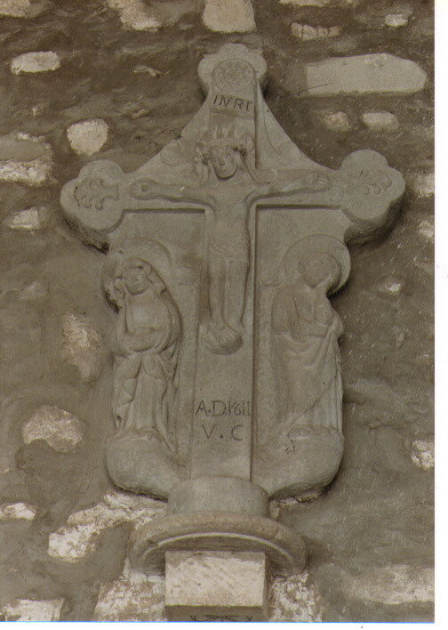 crocifissione di Cristo con la Madonna, San Giovanni Evangelista, Stephaton e Longino (scultura) - ambito Italia meridionale (sec. XIX)