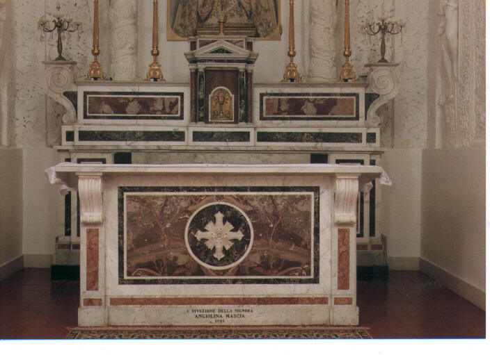 altare - ambito Italia meridionale (sec. XX)