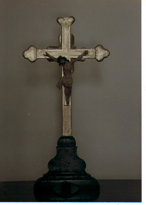 croce d'altare - ambito Italia meridionale (fine/inizio secc. XIX/ XX)