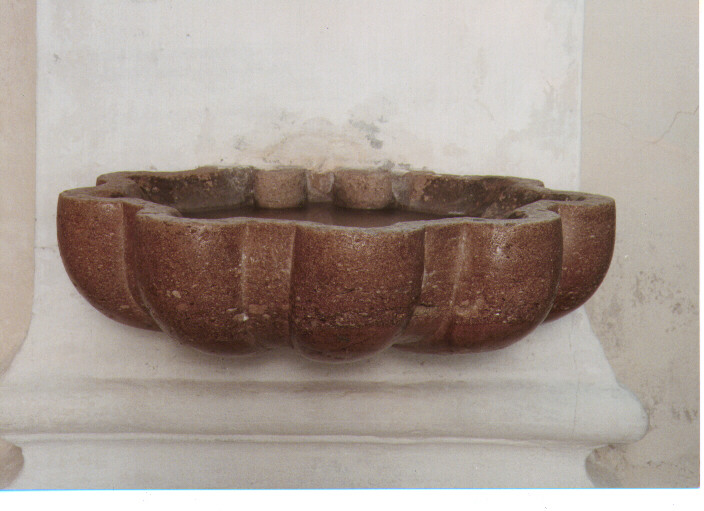 acquasantiera da parete, serie - ambito Italia meridionale (metà sec. XVIII)