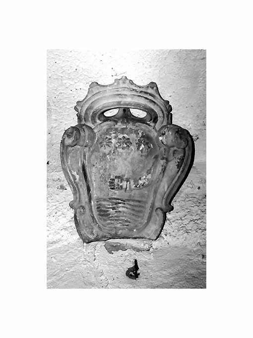 stemma gentilizio (rilievo, opera isolata) - ambito pugliese (sec. XVIII)