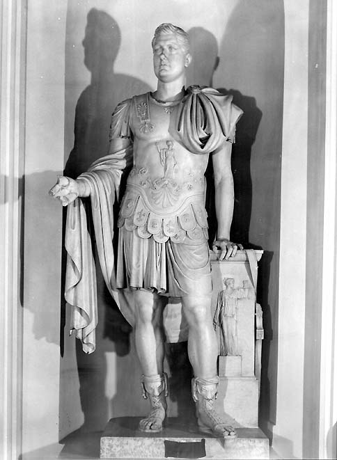 Ferdinando II di Borbone (statua, opera isolata) di Angelini Tito (sec. XIX)