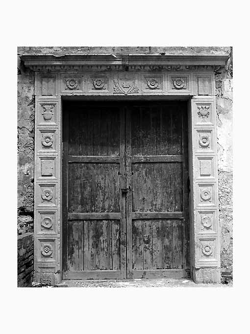 portale, opera isolata - ambito Italia meridionale (sec. XVI)