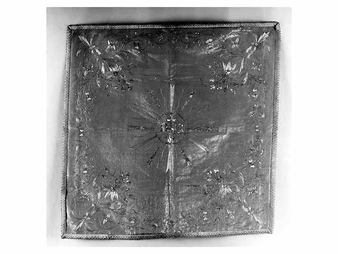 velo di calice - manifattura Italia meridionale (sec. XVIII)