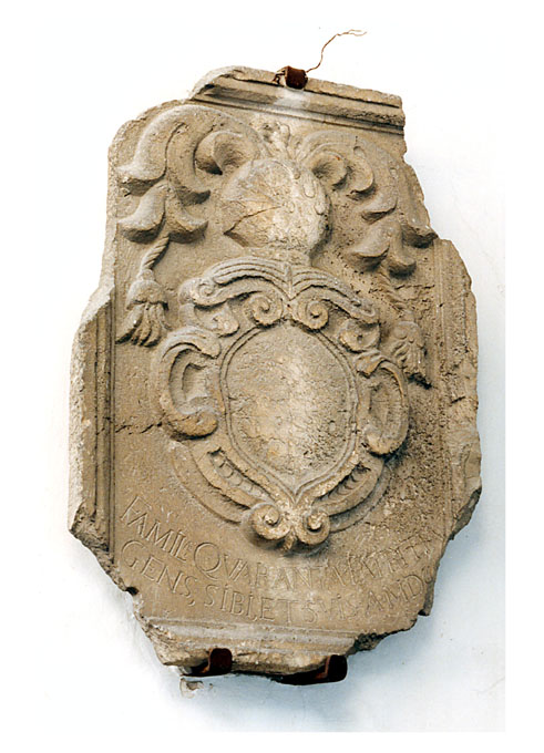 stemma gentilizio (scultura) - ambito Italia meridionale (sec. XVIII)