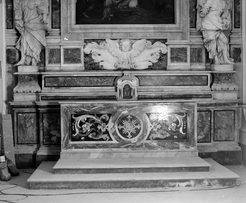 motivi decorativi vegetali (altare) - ambito Italia meridionale (sec. XVIII)
