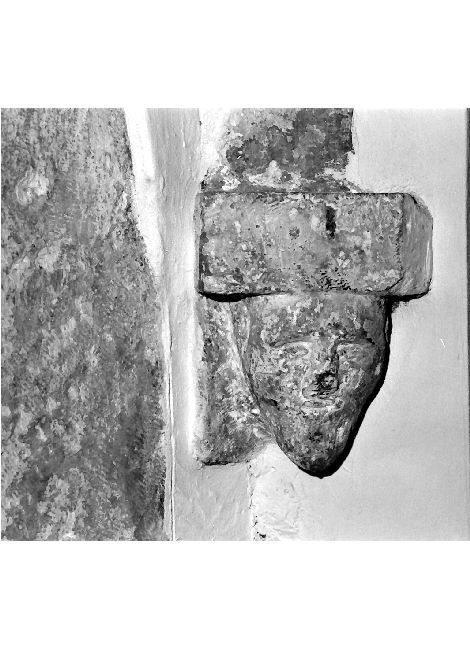 testa di frate (?) (peduccio) - ambito pugliese (sec. XIII)