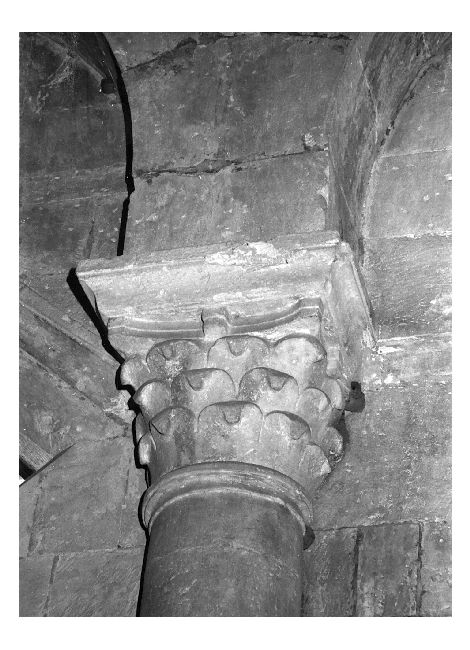 capitello - produzione pugliese (ultimo quarto sec. XII)