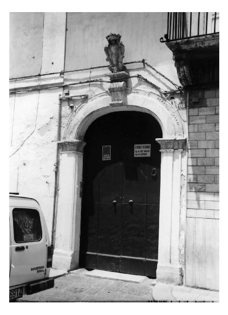 portale - ambito pugliese (sec. XVIII)