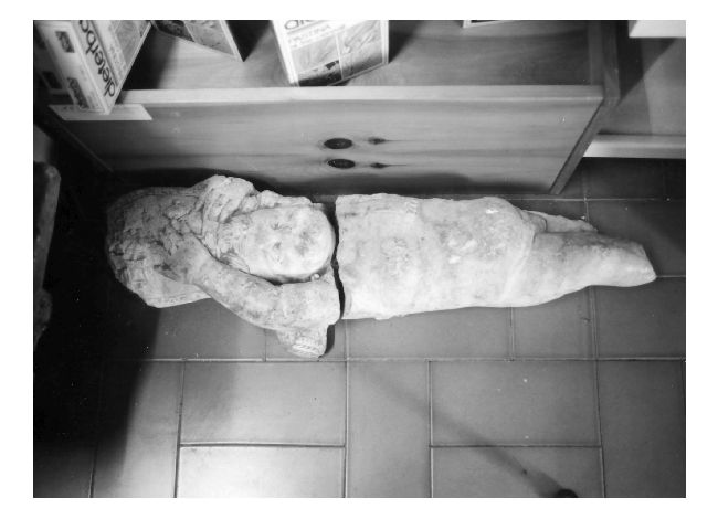 angioletto con anfora (monumento funebre, frammento) - produzione pugliese (secc. XVII/ XVIII)