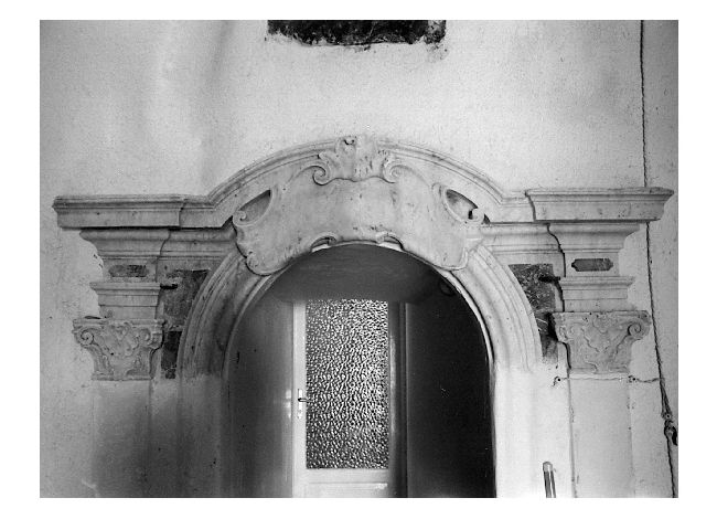 portale, frammento - ambito Italia meridionale (sec. XVIII)