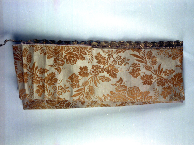 tovaglia d'altare - manifattura Italia meridionale (secc. XIX/ XX)