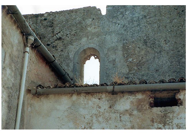 monofora - ambito cistercense (sec. XIII)