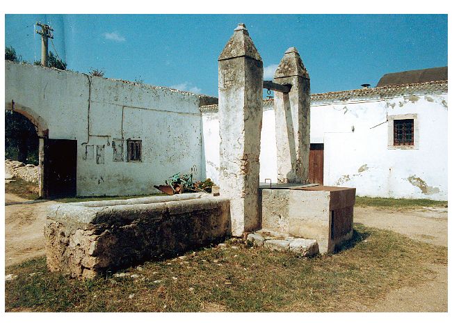 pozzo - ambito pugliese (sec. XVII)