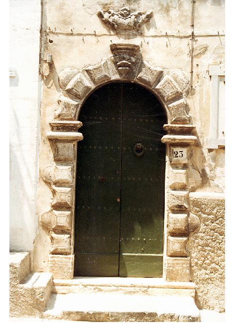 portale - ambito pugliese (sec. XVIII)