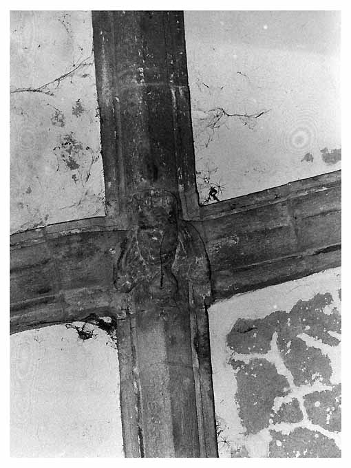 chiave di volta - ambito svevo-angioino (sec. XIII)