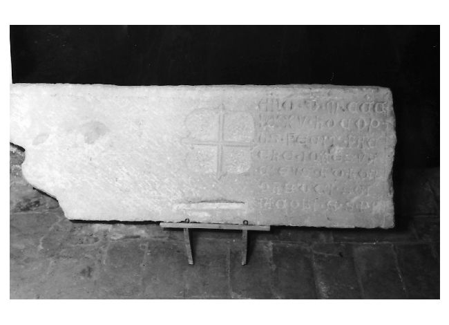 lapide, frammento - ambito Italia meridionale (sec. XIV)