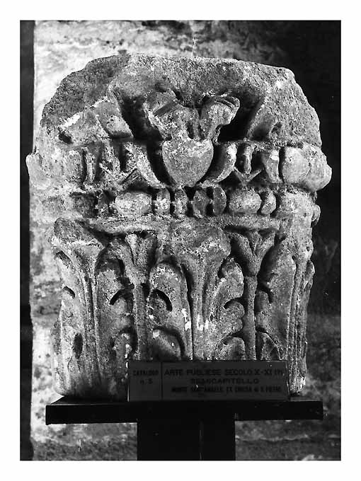 semicapitello - ambito pugliese (secc. IX/ X)