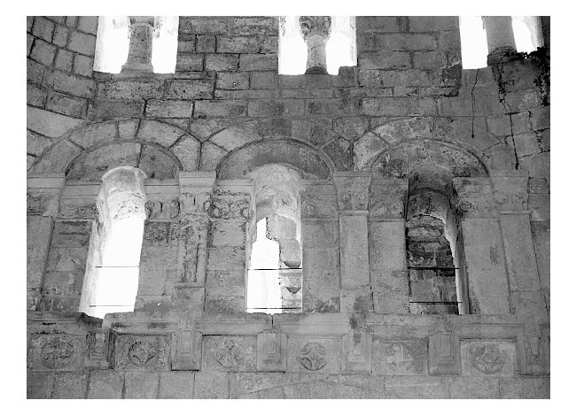 monofora, serie - produzione pugliese (secc. XII/ XIII)