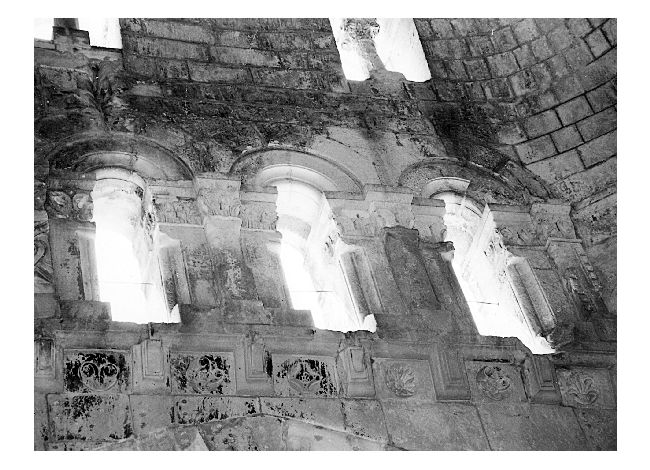 monofora, serie - produzione pugliese (secc. XII/ XIII)