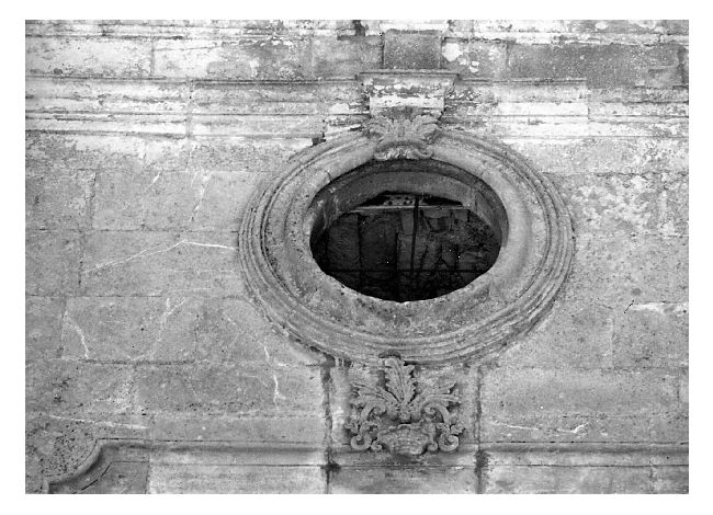 oculo - ambito pugliese (seconda metà sec. XVII)