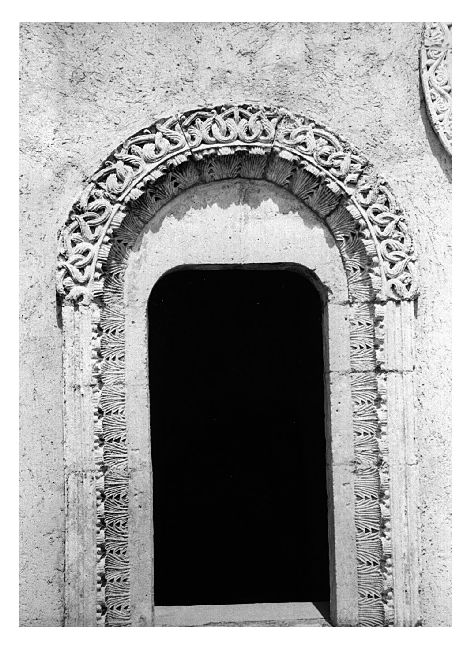 monofora - produzione pugliese (sec. XII)