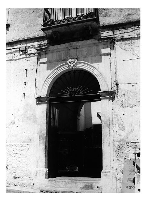 portale - ambito pugliese (sec. XVIII)