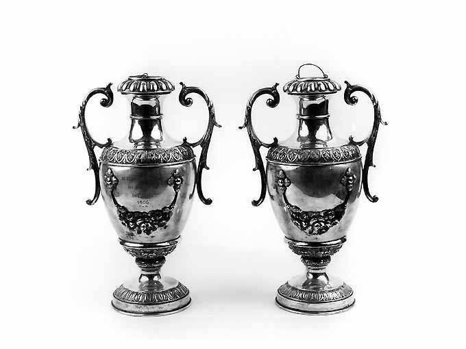 vaso d'altare, serie - ambito Italia meridionale (sec. XX)