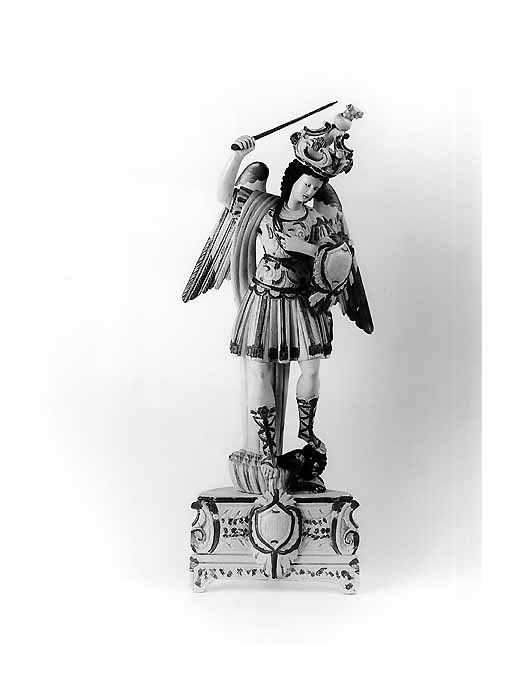 San Michele Arcangelo (statua) - produzione pugliese (sec. XX)