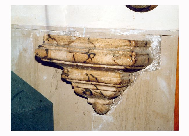 acquasantiera da parete - ambito pugliese (sec. XIX)