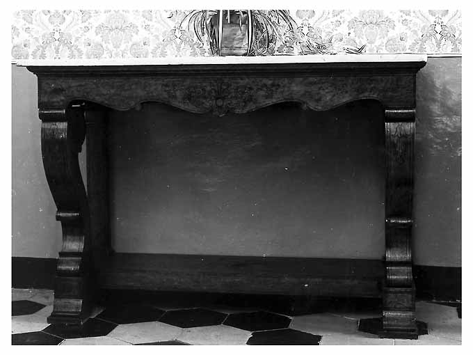 console - produzione pugliese (sec. XIX)