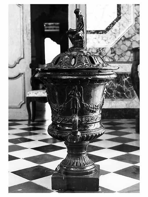 vaso - ambito pugliese (sec. XIX)