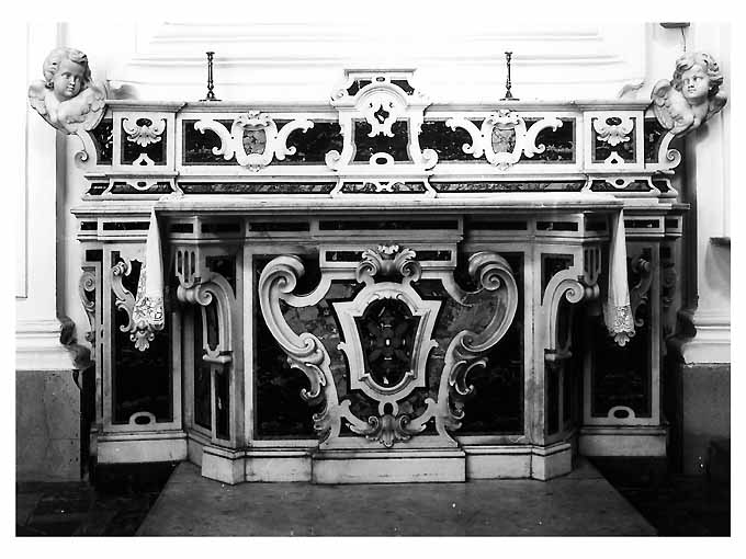 altare - ambito pugliese (sec. XVIII)