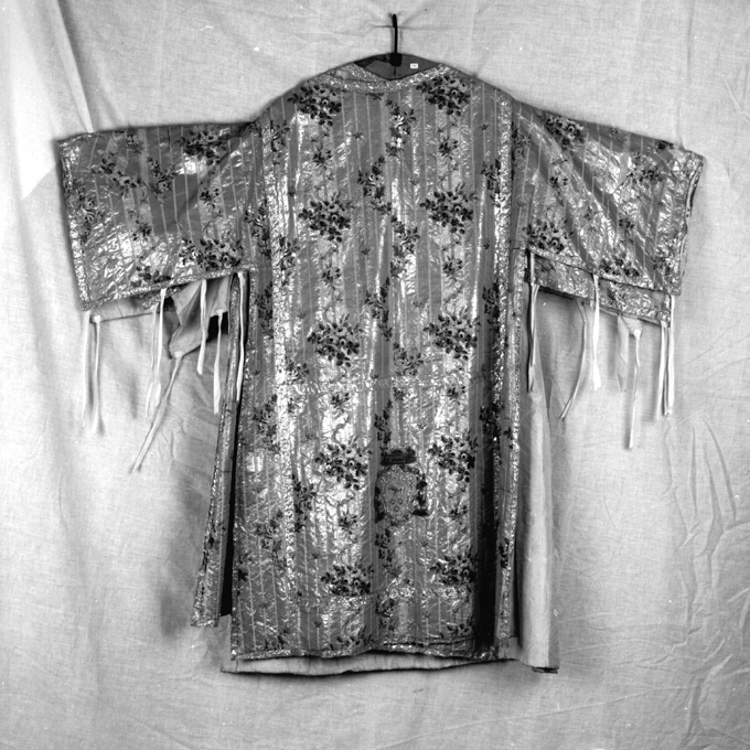 stemma vescovile (dalmatica, serie) - manifattura francese (?) (sec. XVIII)