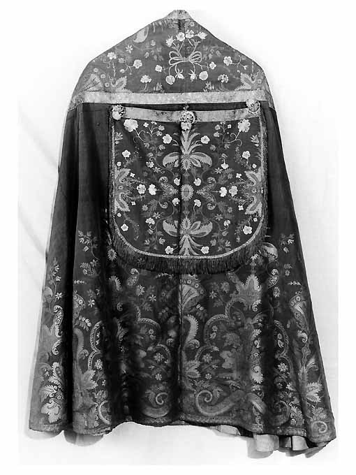 motivi a merletto (piviale, opera isolata) - manifattura francese (?) (primo quarto sec. XVIII)