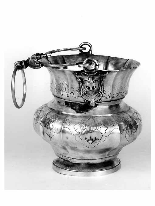 secchiello per l'acqua benedetta, opera isolata - bottega napoletana (seconda metà sec. XVIII)