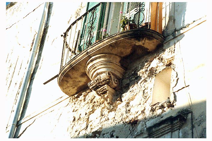 balcone - ambito pugliese (sec. XVIII)