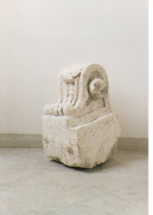 mensola, frammento - ambito Italia meridionale (seconda metà sec. XVIII)