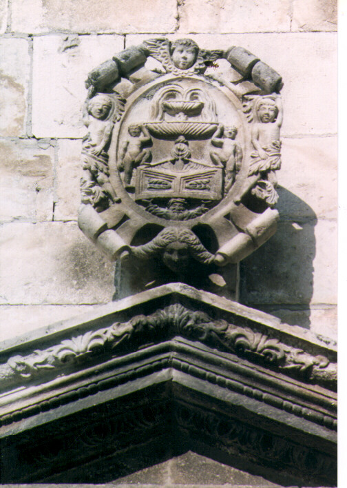 stemma civico (scultura) - ambito pugliese (fine sec. XVI)