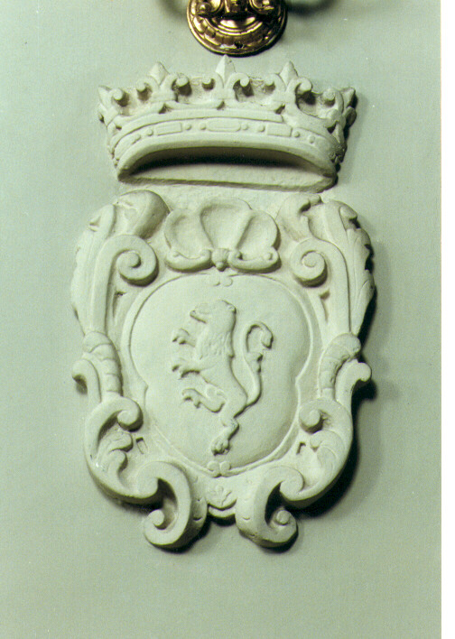 Stemma gentilizio di Diego Gentile (scultura) - ambito Italia meridionale (sec. XVIII)